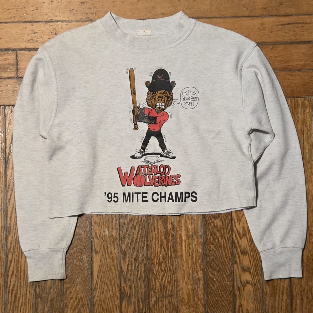 VTG 1995 Waterloo Wolverines Cropped Baseball Crewneck Sweater S
